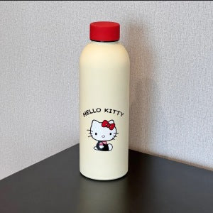 Ladies Insulated Bottle with Playful Dog Motif Bowlift
