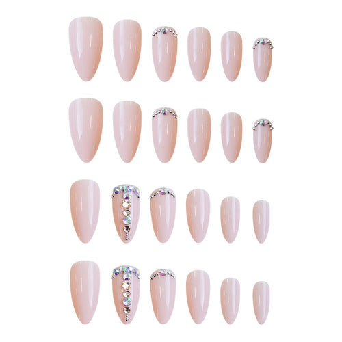 Nail set with elegant glitter accents Bowlift