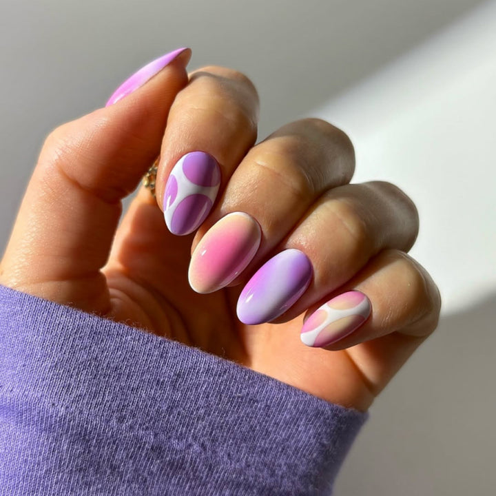 Elegant and creative nail art with a gentle gradient and geometric accents Bowlift