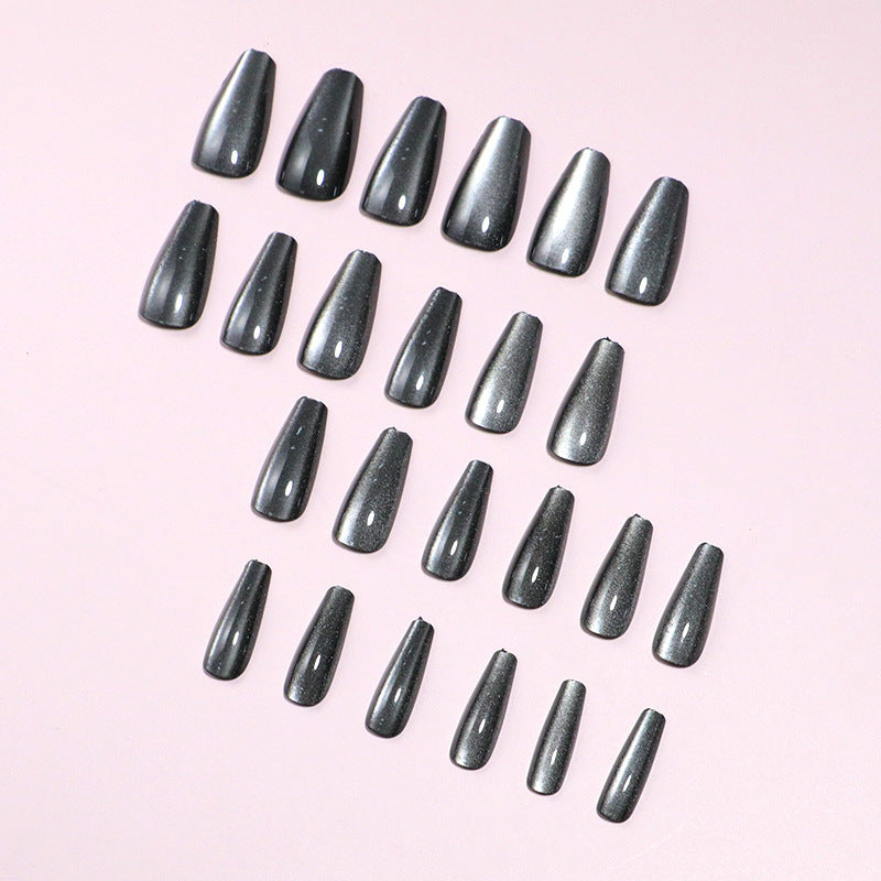 Glossy Stiletto Press-On Nail Art with Ombre Effect Bowlift