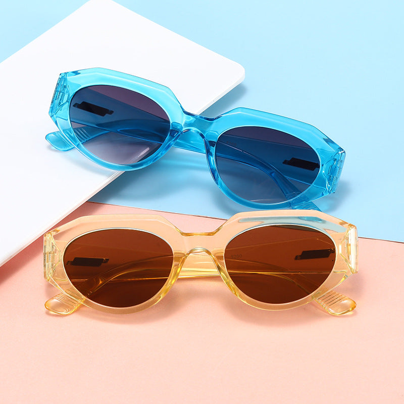 Ladies Fashion Vintage Sunglasses in Distinctive Design Bowlift