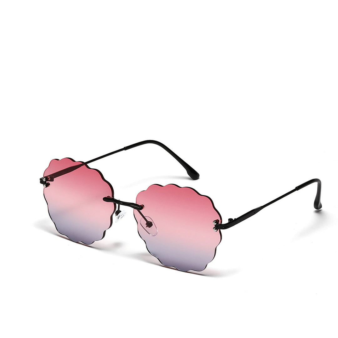 Ladies fashionable sunglasses in unique flower frame Bowlift