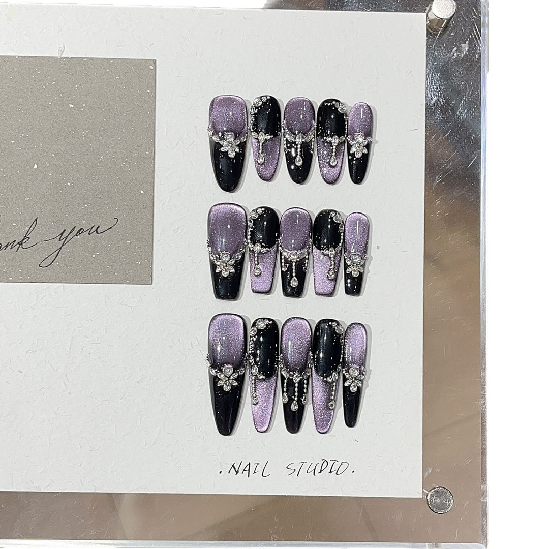 Glamorous Decorative Nail Art Bowlift