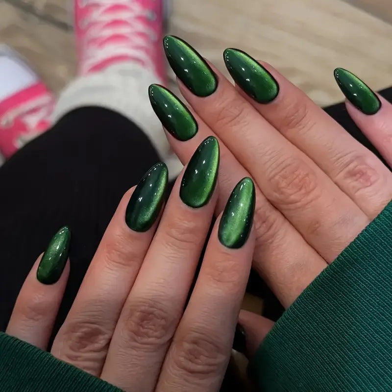 Iridescent Stiletto Press-On Nails Bowlift