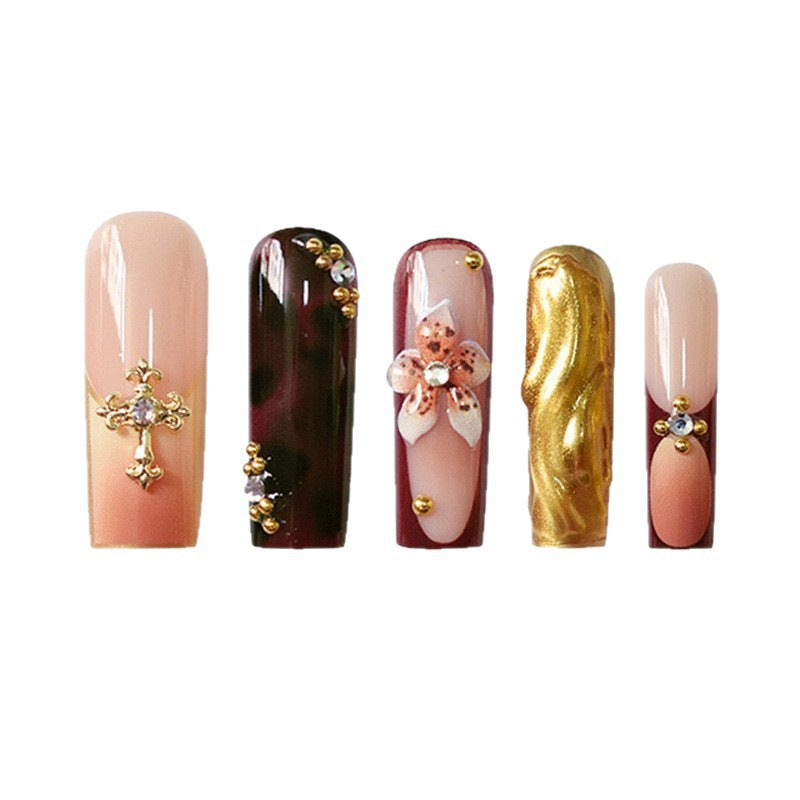 Ornate Press-On Nail Art Set Bowlift
