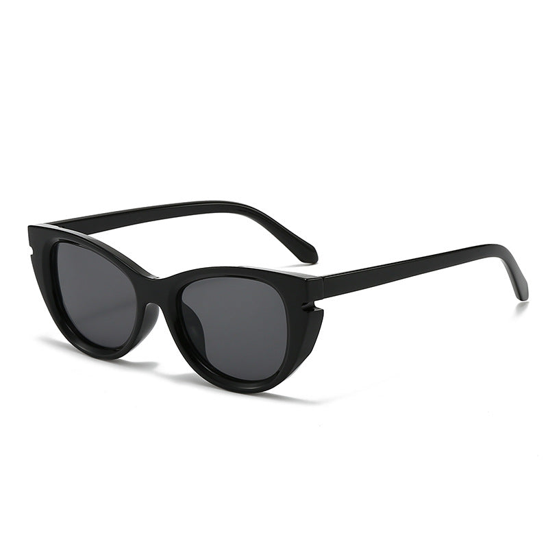 Women's Cat-Eye Sunglasses with Trendy Design Bowlift