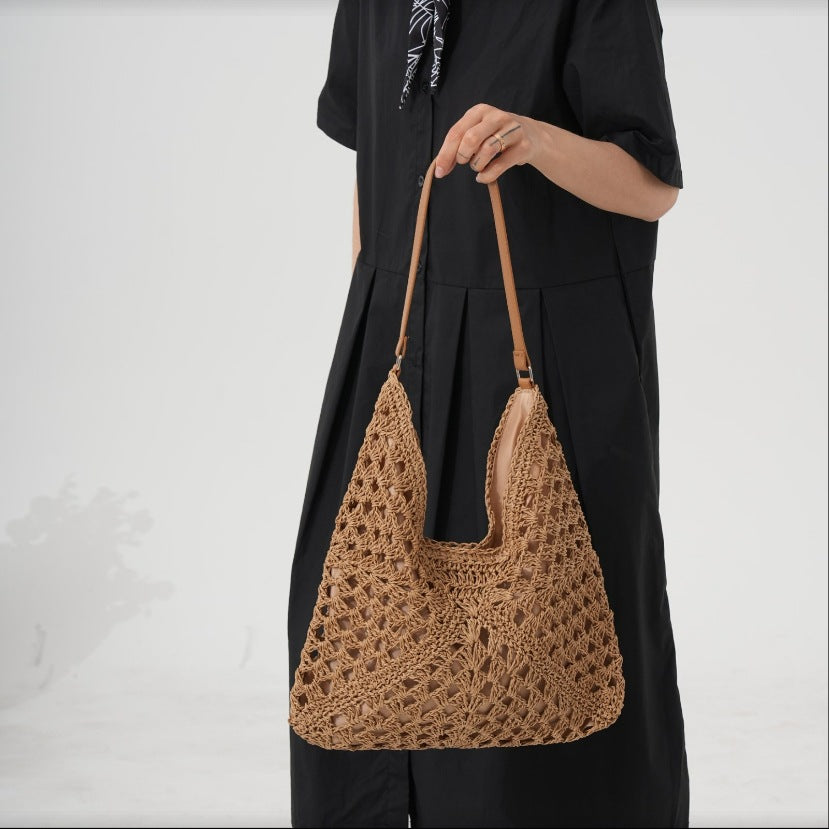 Hand-knotted shoulder bag Bowlift