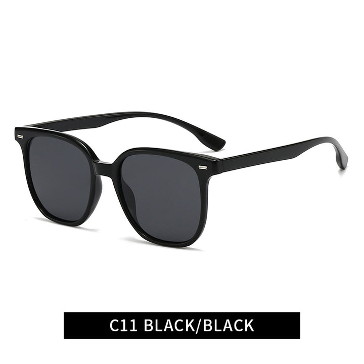 Women's fashionable sunglasses in minimalist design Bowlift