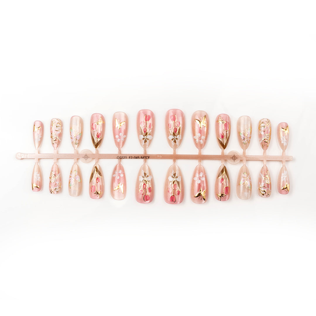 Elegant artificial nails with floral designs Bowlift