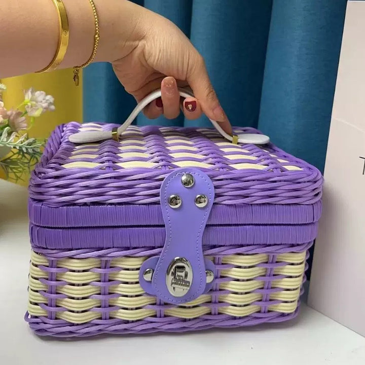 Women Robust Rattan Storage Box Bowlift