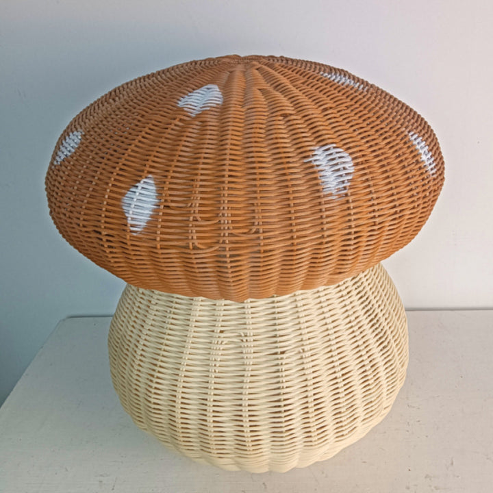 Playful basket in mushroom design Bowlift