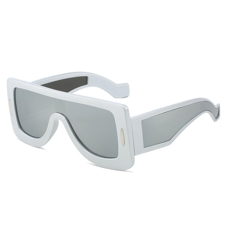 Ladies futuristic oversized sunglasses Bowlift