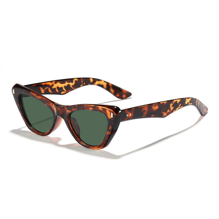 Ladies Cat Eye Glasses Bowlift