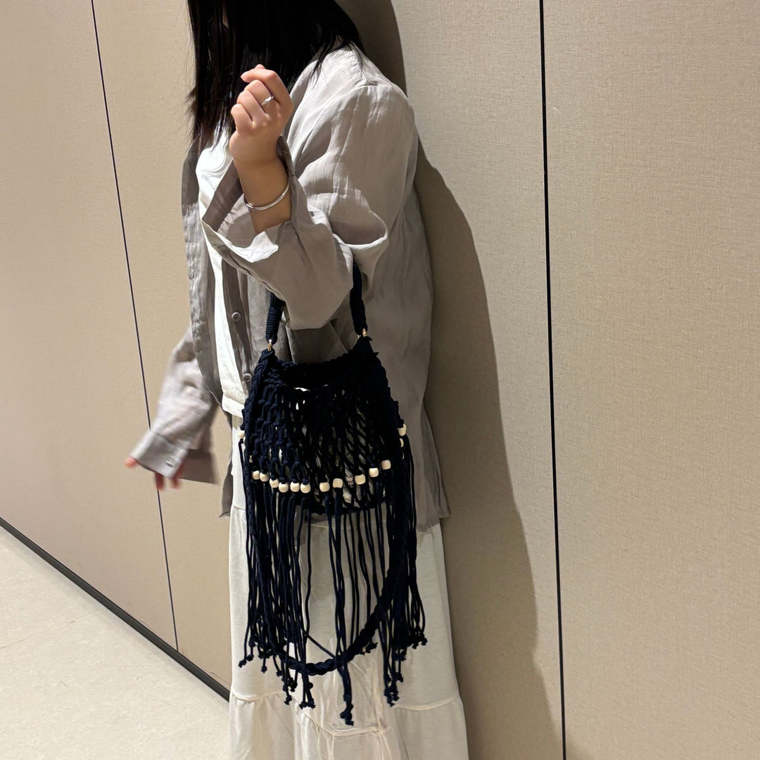 Hand-knotted shoulder bag with tassels Bowlift