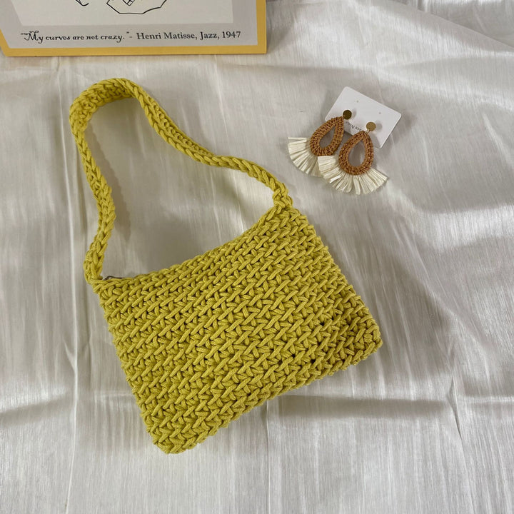 Coarse mesh shoulder bag Bowlift