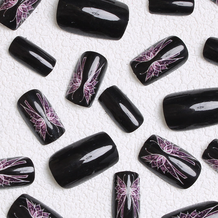 Artistic Press-On Nail Design Bowlift