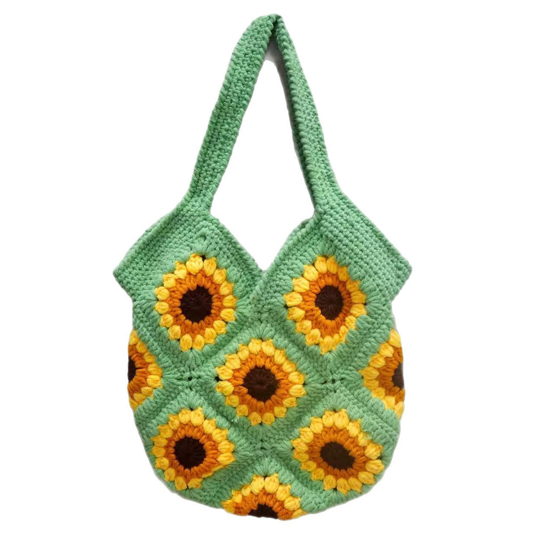 Handcrafted Macrame Bag in Floral Pattern Bowlift