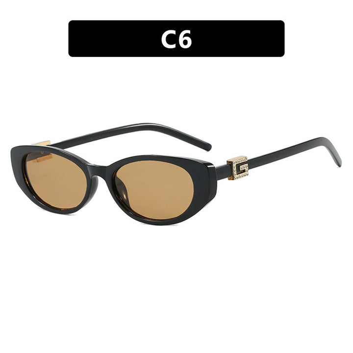 Women's cat-eye sunglasses with elegant metal frame and protective UV filter Bowlift