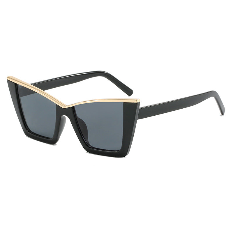 Ladies square sunglasses with golden details Bowlift