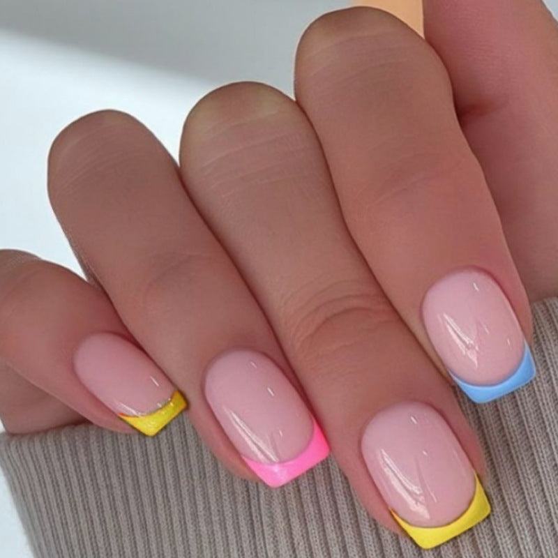 Premium Gradient French Tip Press-On Nail Set Bowlift
