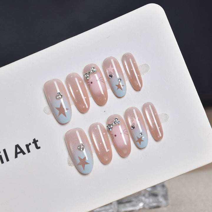 Star-Embellished Press-On Nail Extensions Bowlift