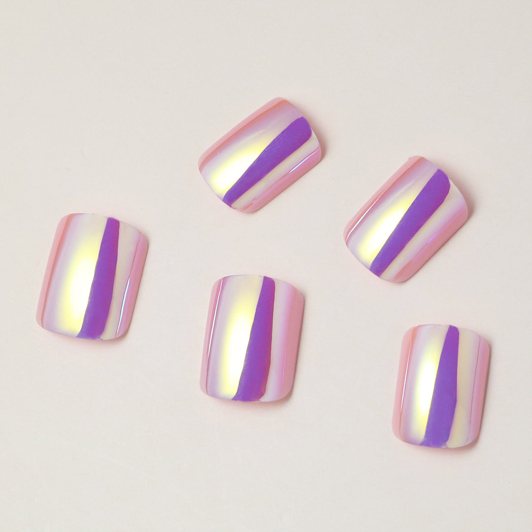 Elegant Iridescent Press-On Nail Tips Bowlift