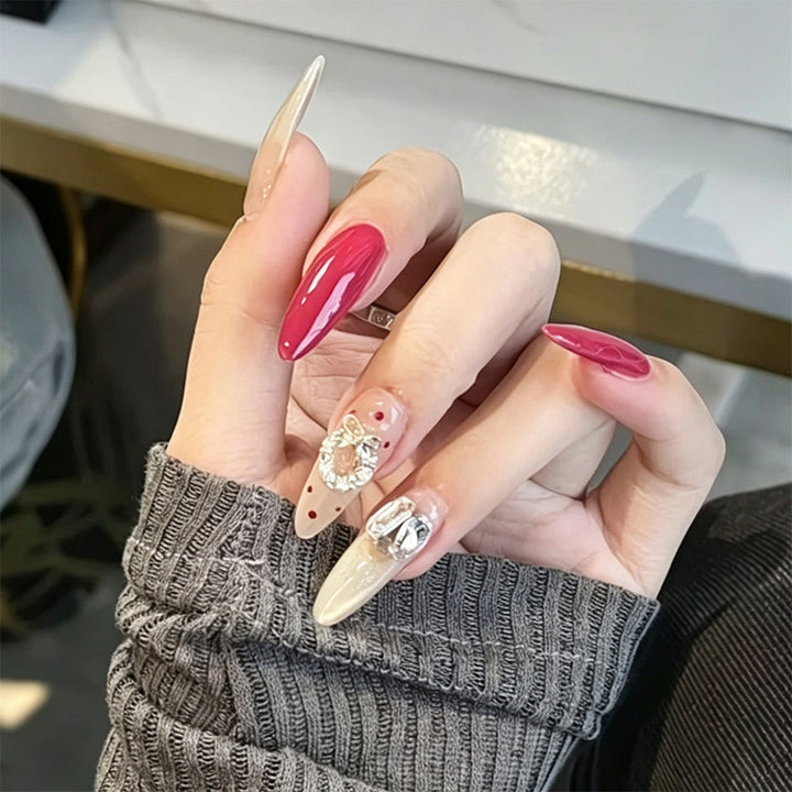 Artificial nail set with sparkling glitter accents Bowlift