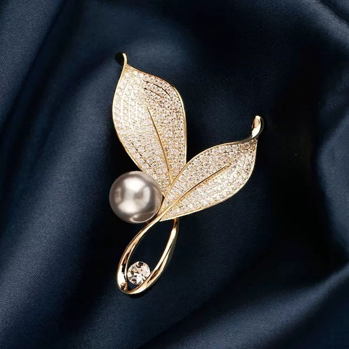 Elegant and Glamorous Brooch with Pearls and Crystals Bowlift