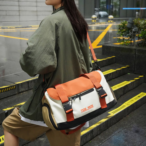 Robust sports and travel bag Bowlift