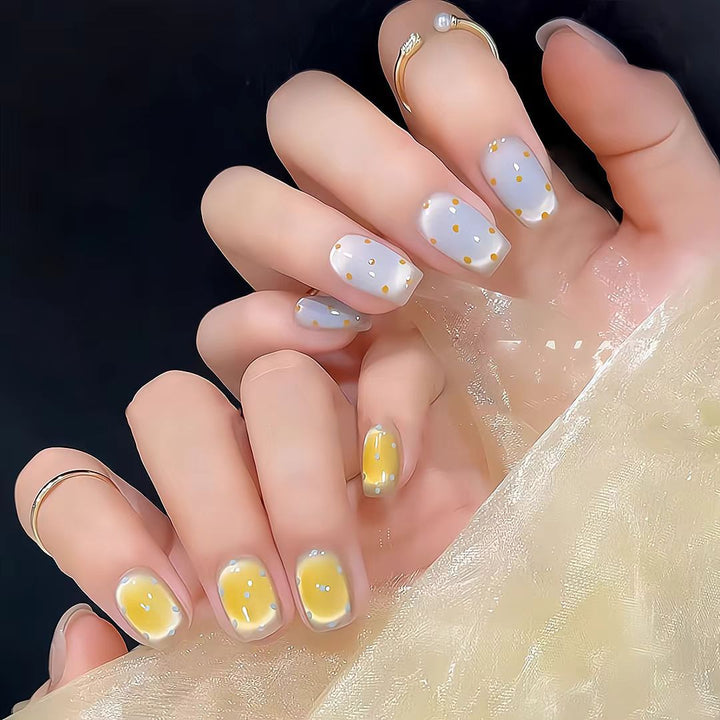 Artistic Press-On Nail Set with Contemporary Designs Bowlift