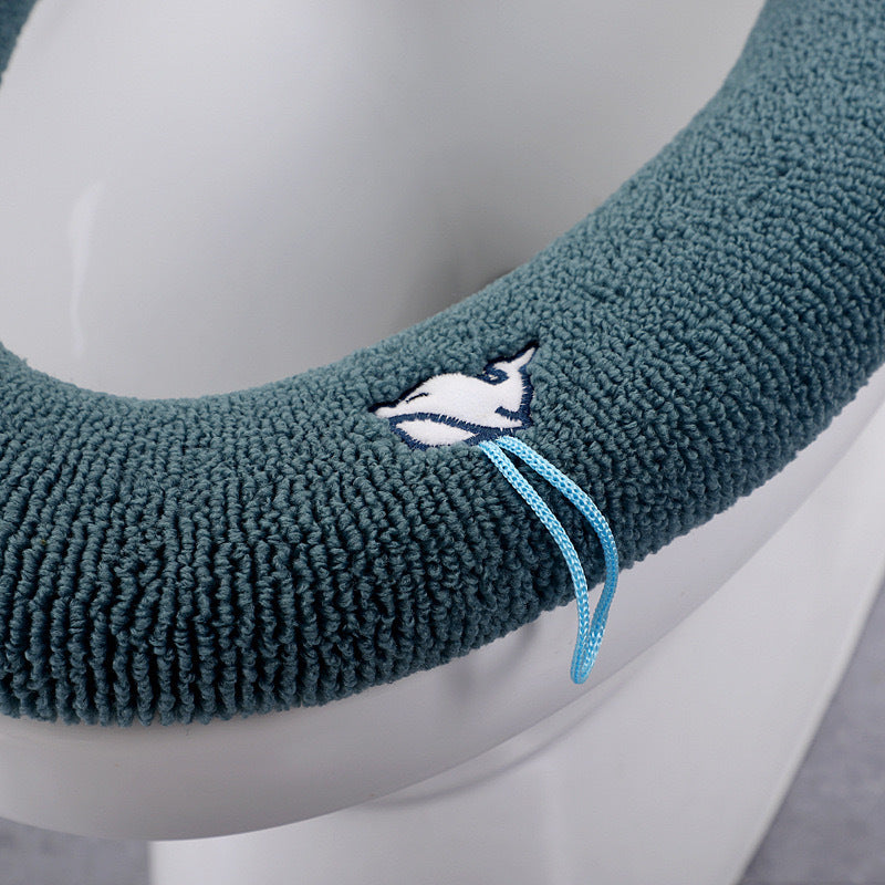 Plush Microfiber Toilet Seat Cover with Elastic Anti-Slip Strap Bowlift