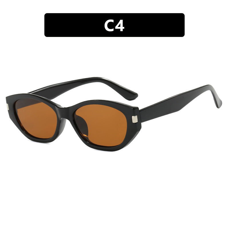 Women's fashionable cat-eye sunglasses with elegant, transparent frame Bowlift