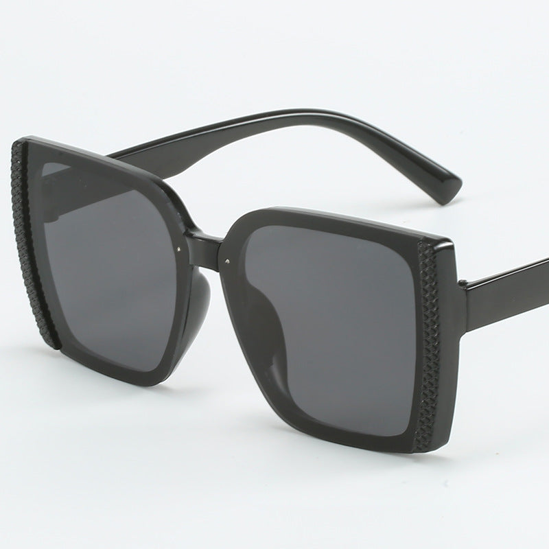 Women oversized designer sunglasses in modern woven design Bowlift