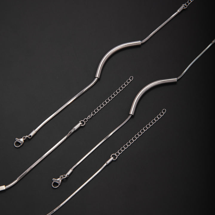 Elegant Minimalist Silver Chain Bracelet Bowlift