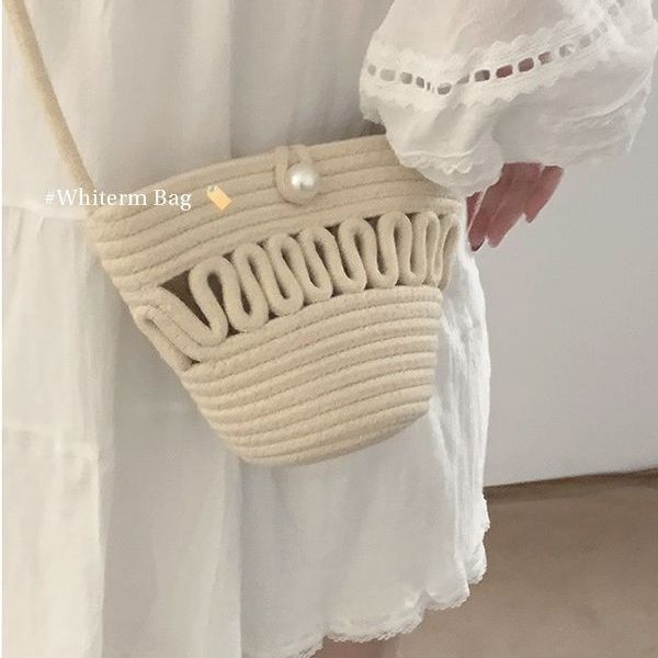 Women’s Fashion Basket Bag with Unique Structure Bowlift