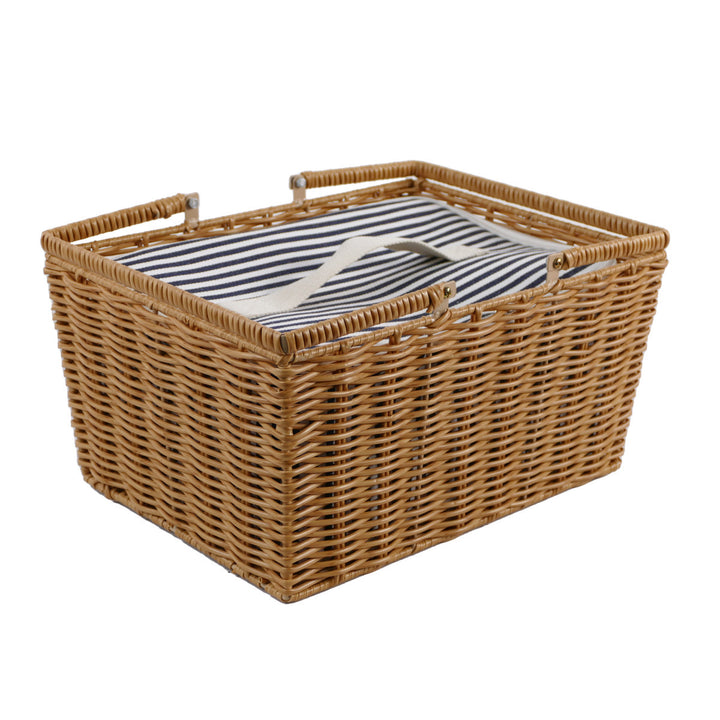 Ladies picnic basket with insulated inner pocket and durable lining Bowlift