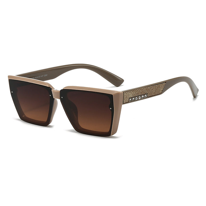 Women's stylish sunglasses with sparkling accents Bowlift