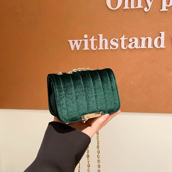 Elegant Quilted Velvet Crossbody Bag Bowlift