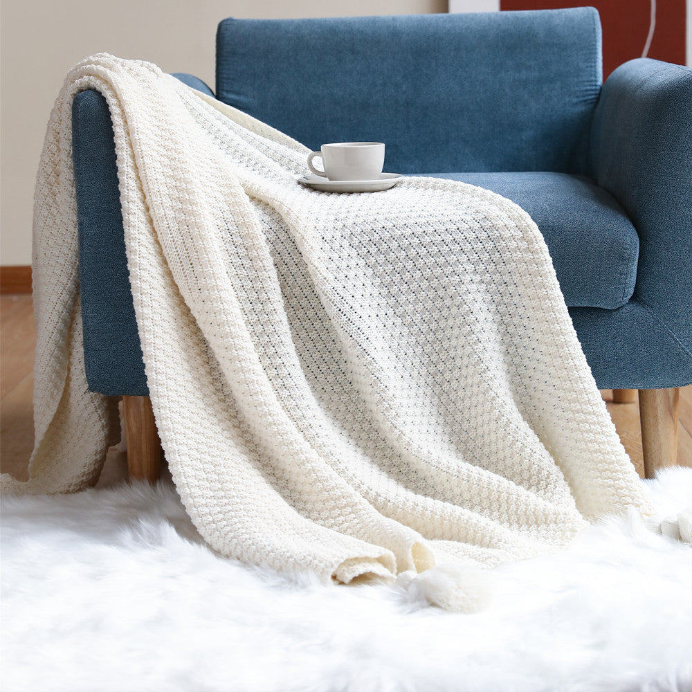 Women’s knitted blanket with decorative tassels Bowlift