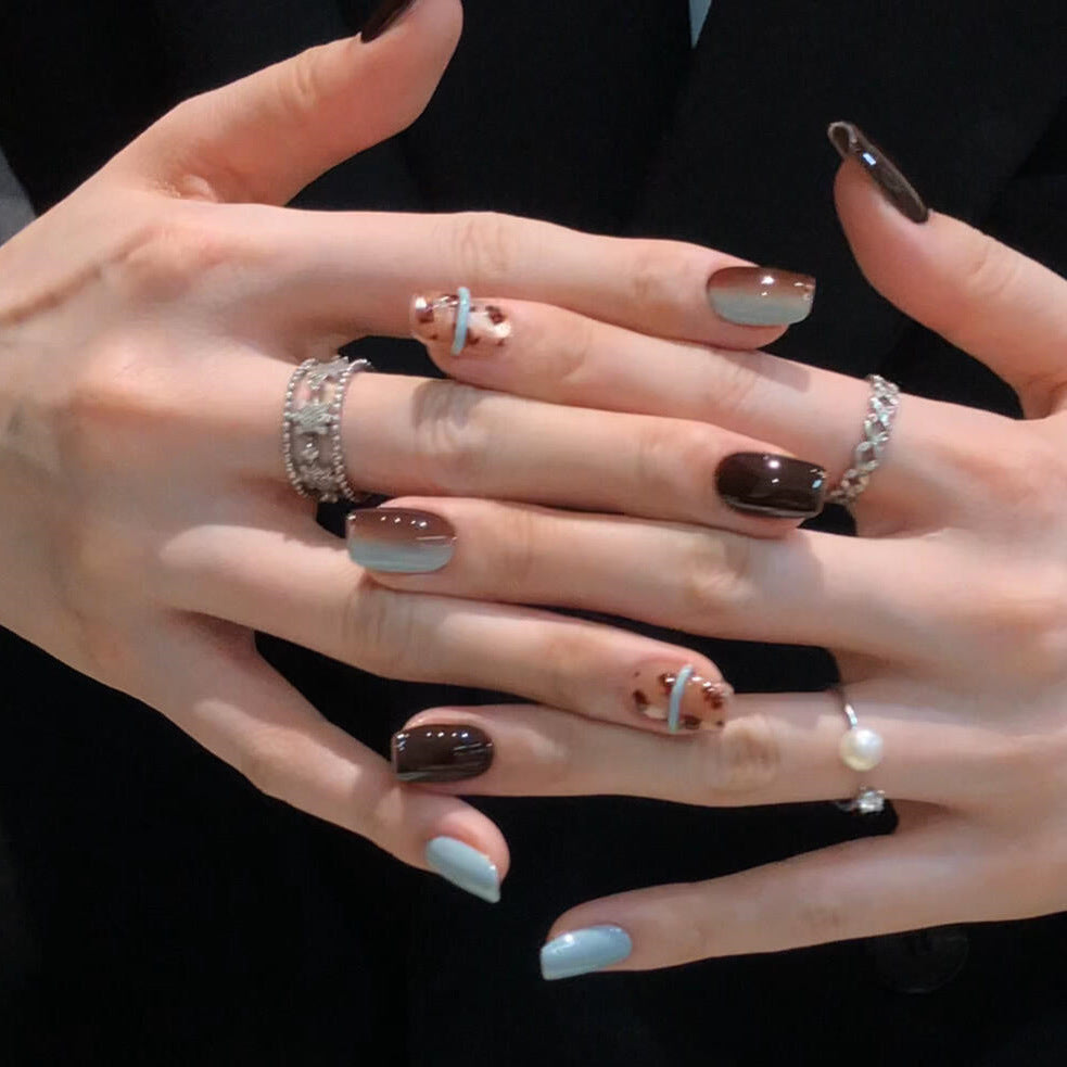 Creative Nail Tips with Elegant Design Bowlift