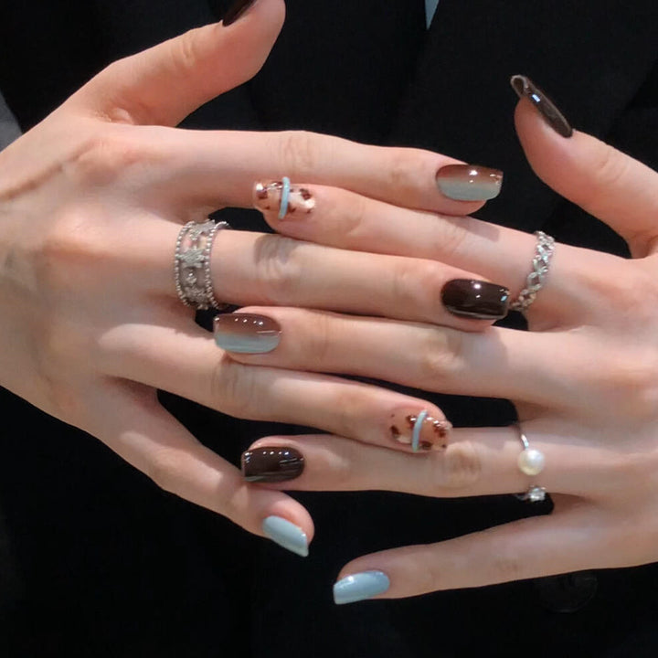 Creative Nail Tips with Elegant Design Bowlift