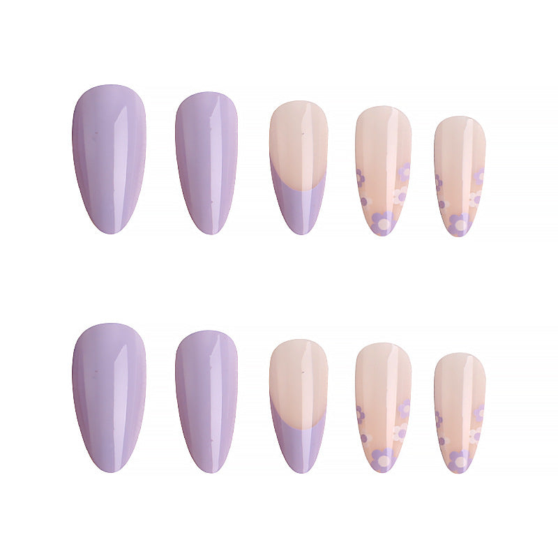 Elegant artificial nails with modern accents Bowlift