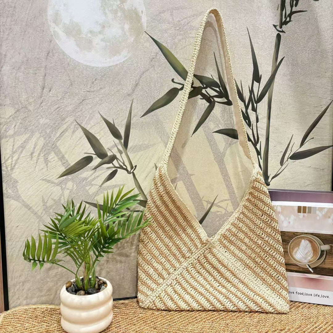 Casual straw bag with wavy pattern Bowlift