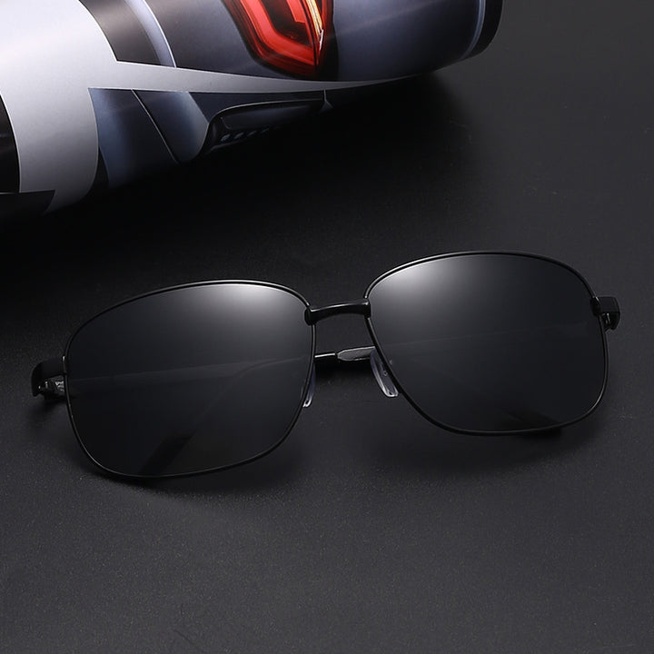 Men's stylish and modern sunglasses with sturdy frame Bowlift