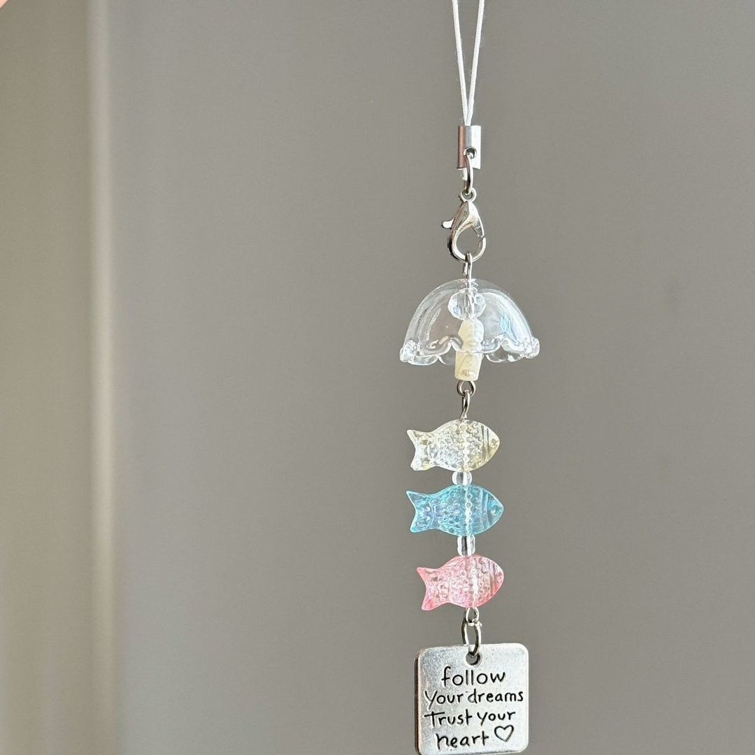 Playful keychain with maritime design Bowlift