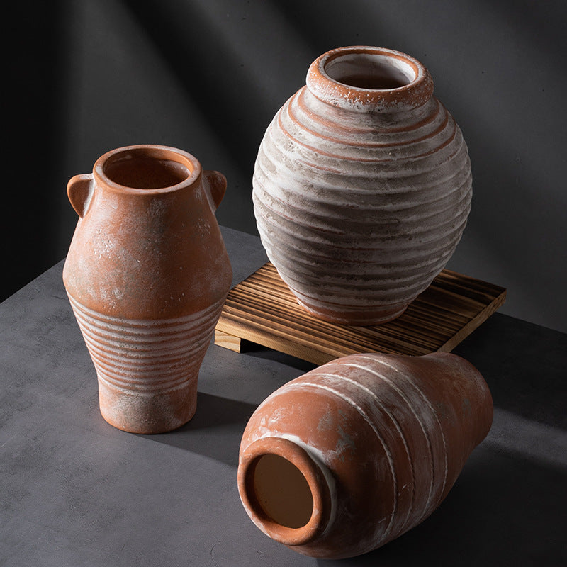 Rustic ceramic vases Bowlift