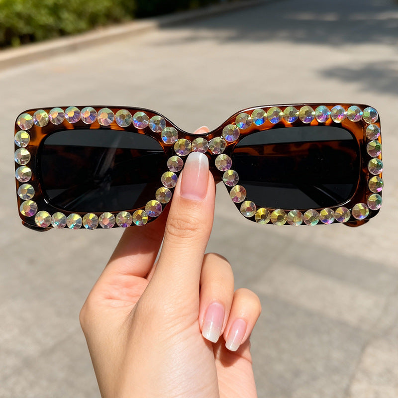 Decorative Rhinestone-Embellished Sunglasses Bowlift
