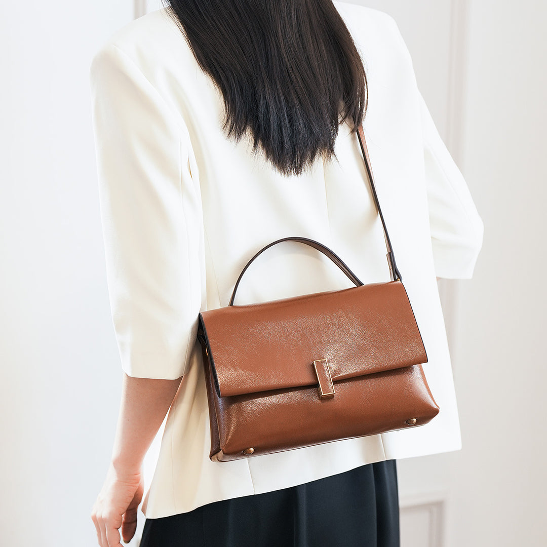 Elegant Structured Handbag Bowlift 1785771151
