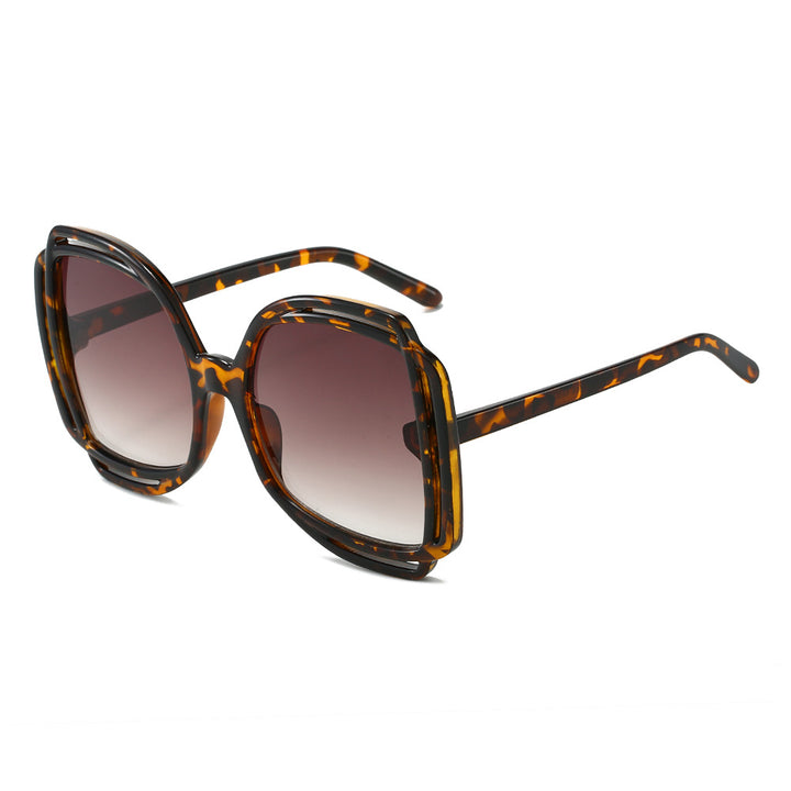 Ladies Fashion Sunglasses with Modern Frame Bowlift