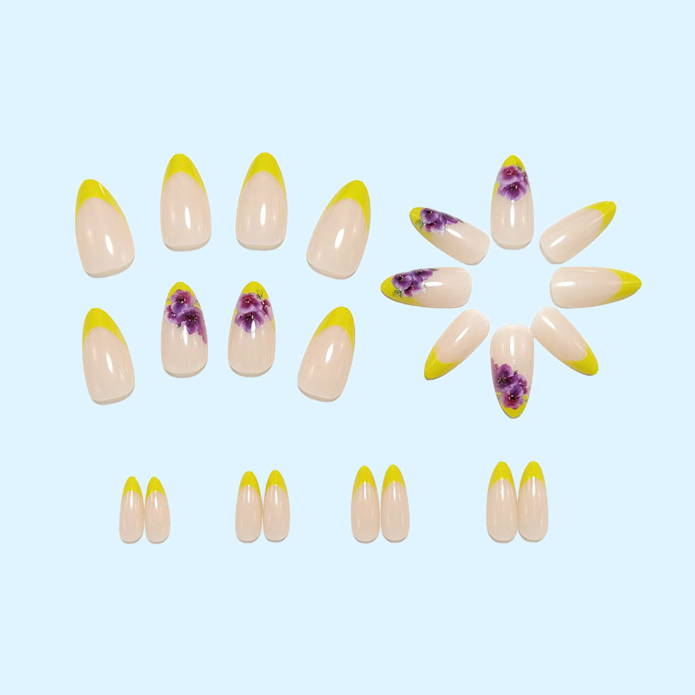 Artificial nails with colorful flower design Bowlift